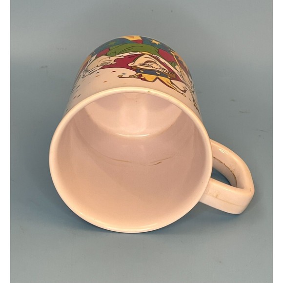 Vintage Rare Hunchback Of Notre Dame Plastic Mug Made in Canada. Size 3.5x4.2.3 - Picture 4 of 10